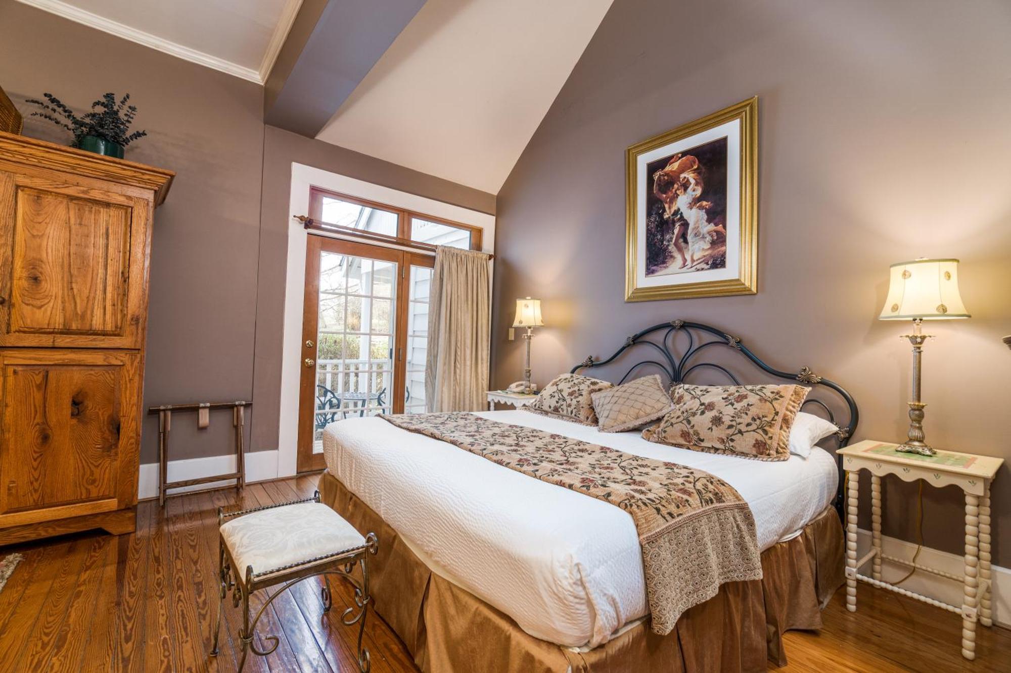 Highland Lake Inn & Resort - Флет-Рок Екстер'єр фото