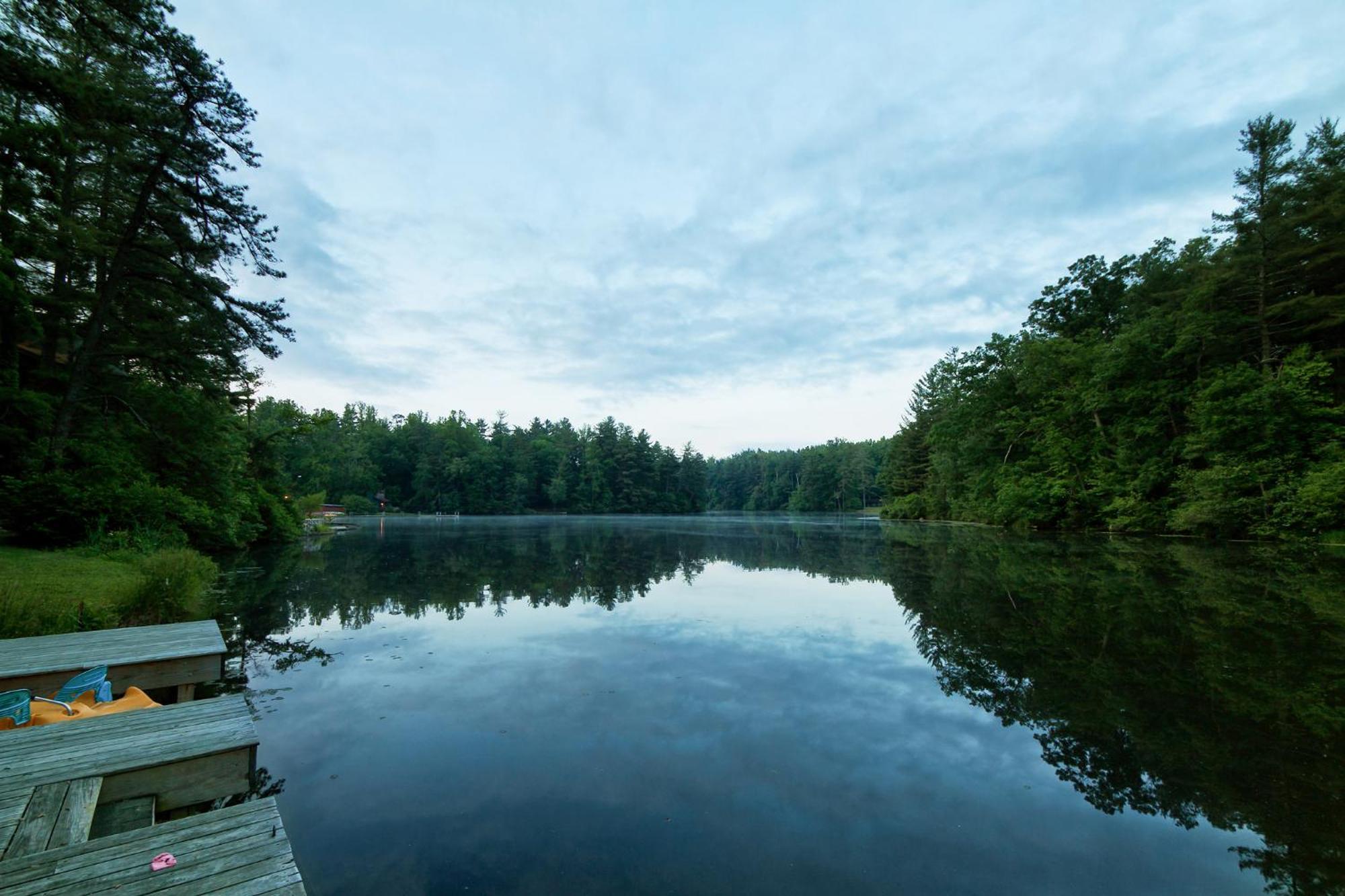 Highland Lake Inn & Resort - Флет-Рок Екстер'єр фото