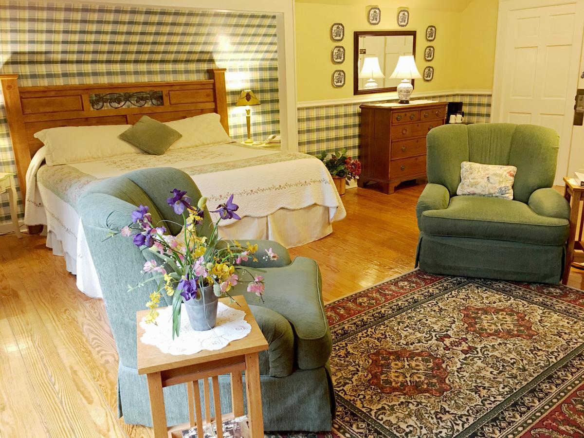 Highland Lake Inn & Resort - Флет-Рок Екстер'єр фото